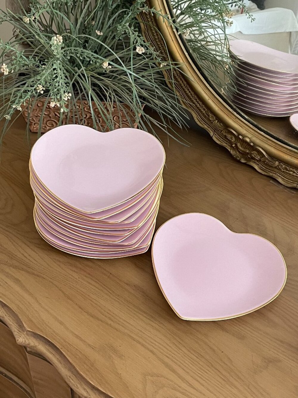 Rare 12-Set Williams Sonoma Pink Heart Plates Gold-Rimmed Apilco France